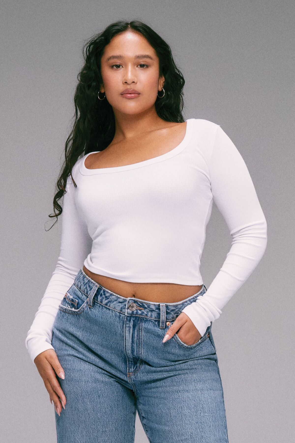 100085007_04N_1920x2880-1