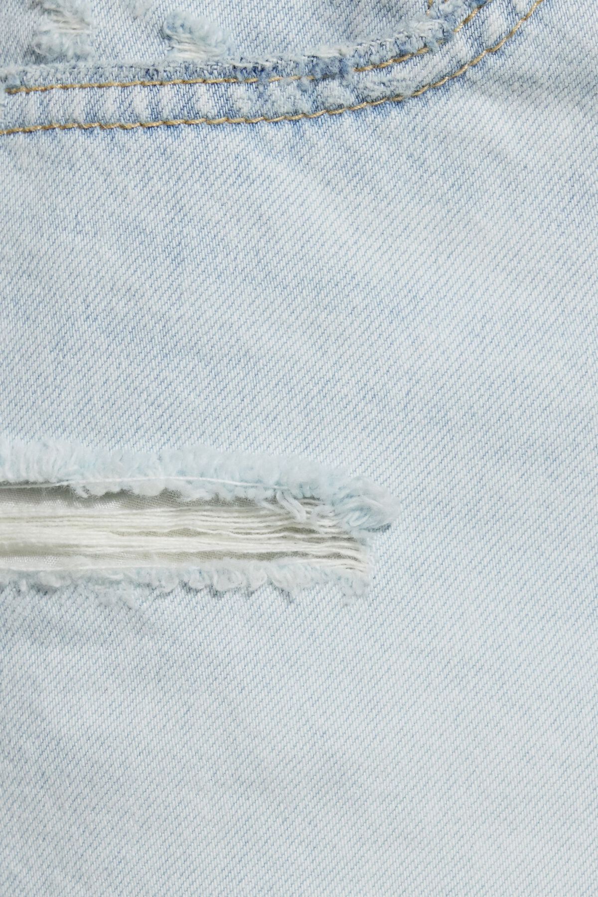 100085876_07H_alt5_1920x2880-3