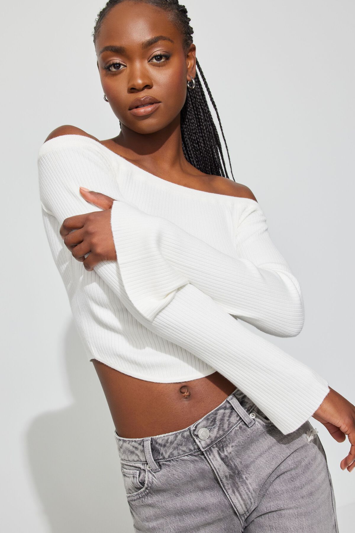 100087026_03G_1920x2880