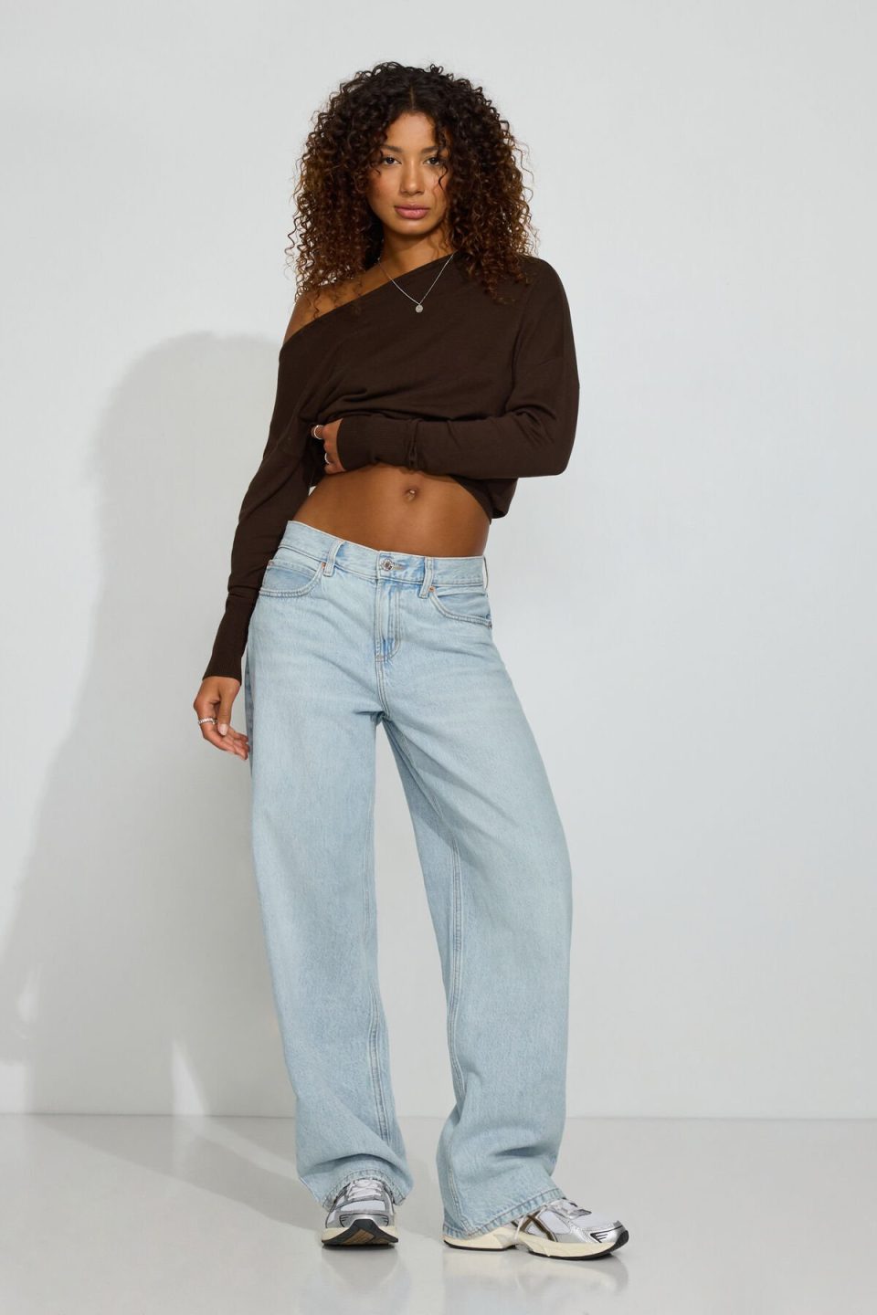 Low Rise Baggy Jeans