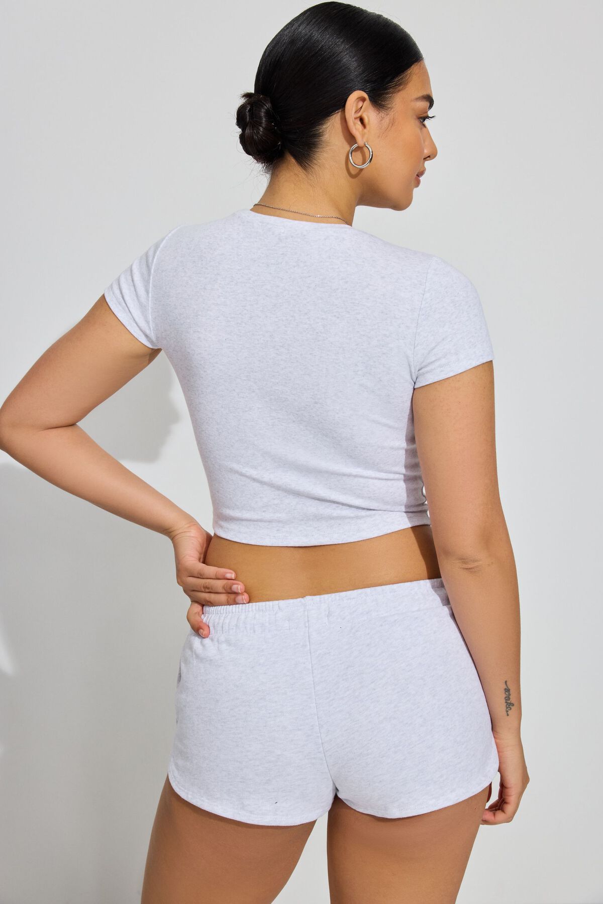 100090225_69I_alt2_1920x2880-6