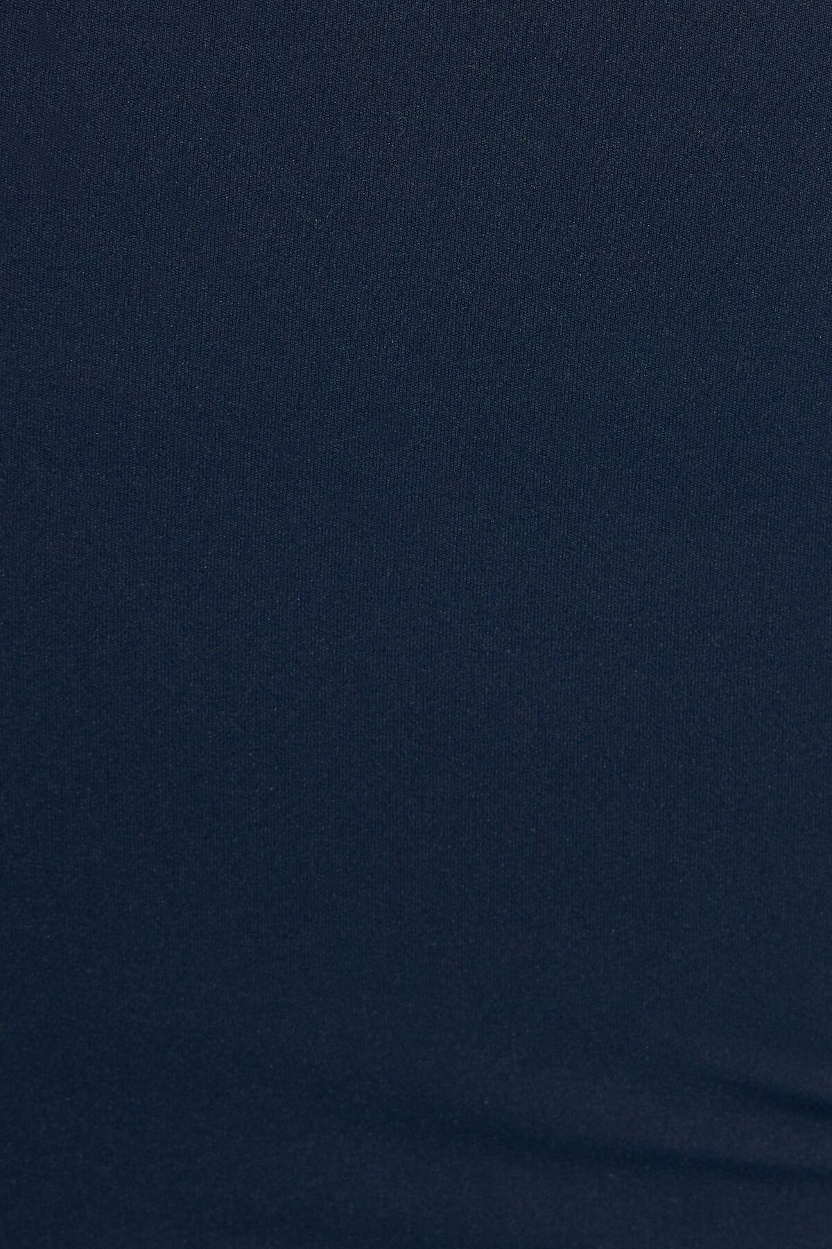 100090427_83T_alt3_1920x2880-2