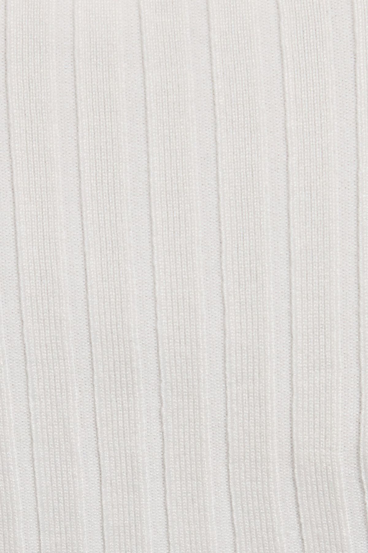 100091129_03G_alt4_1920x2880-1