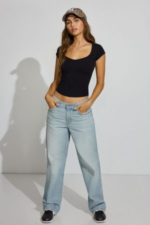 Sleek Sweetheart T Shirt