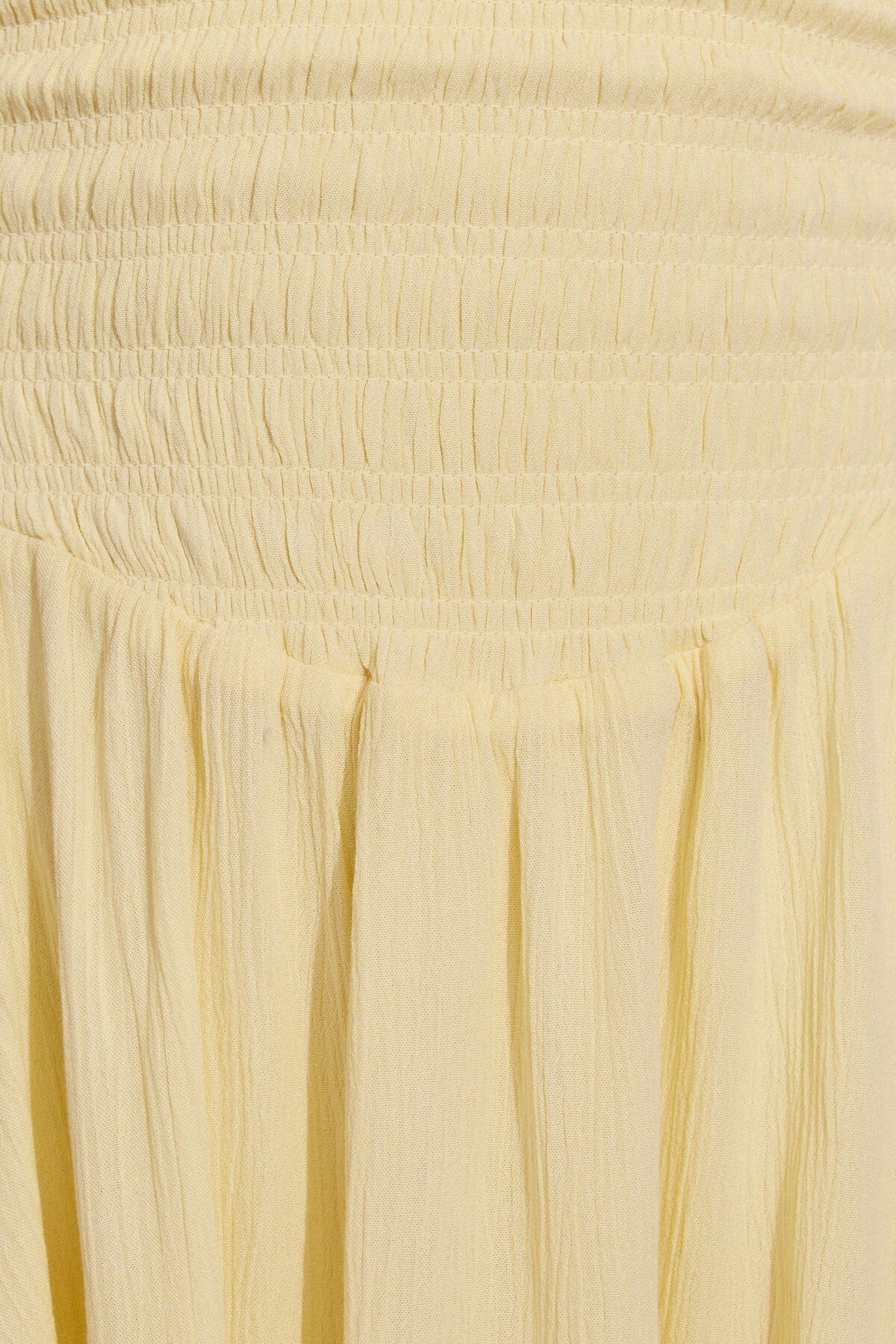 100095995_1MM_alt4_1920x2880