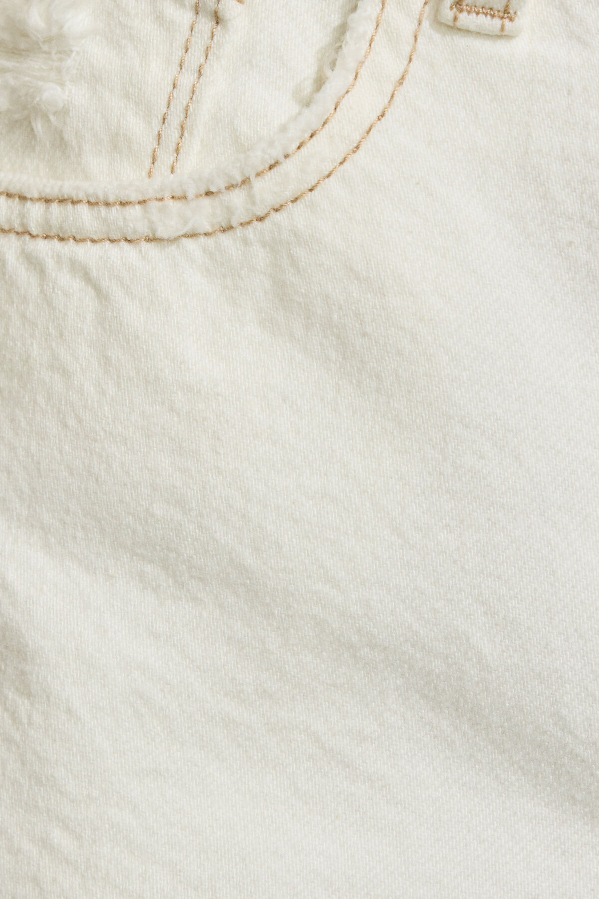 100098675_07S_alt3_1920x2880-1