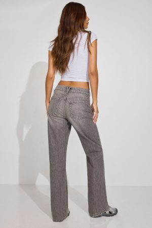 ’90s Straight Jeans