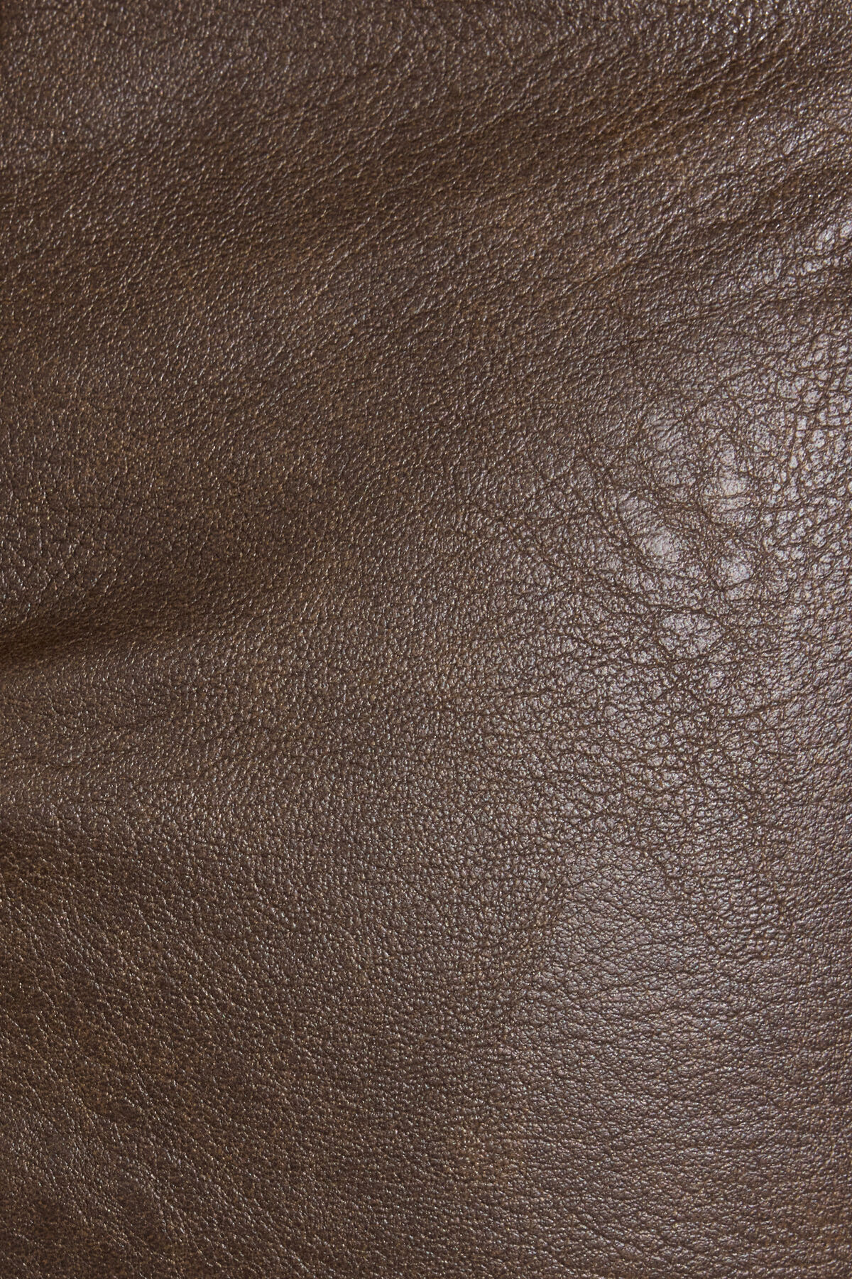 100098908_7L4_alt3_1920x2880-6