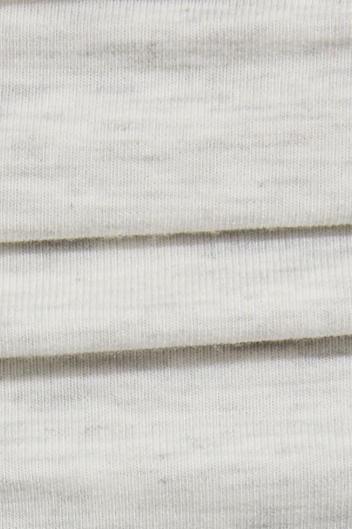 100099556_69I_alt3_1920x2880