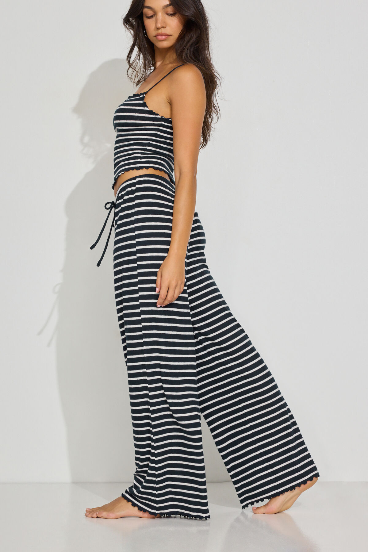 100099859_8E8_alt1_1920x2880-3