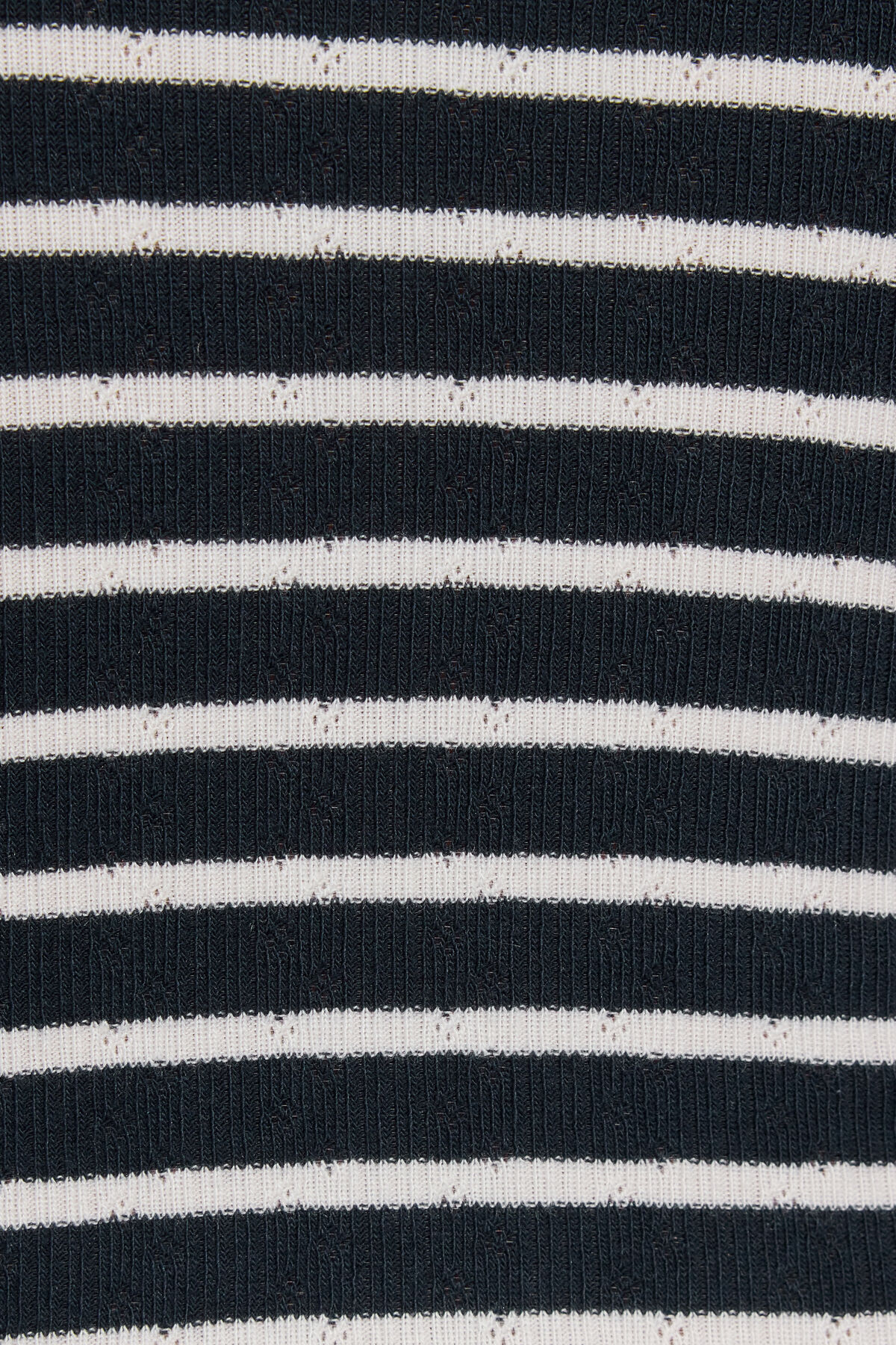 100099859_8E8_alt3_1920x2880-3