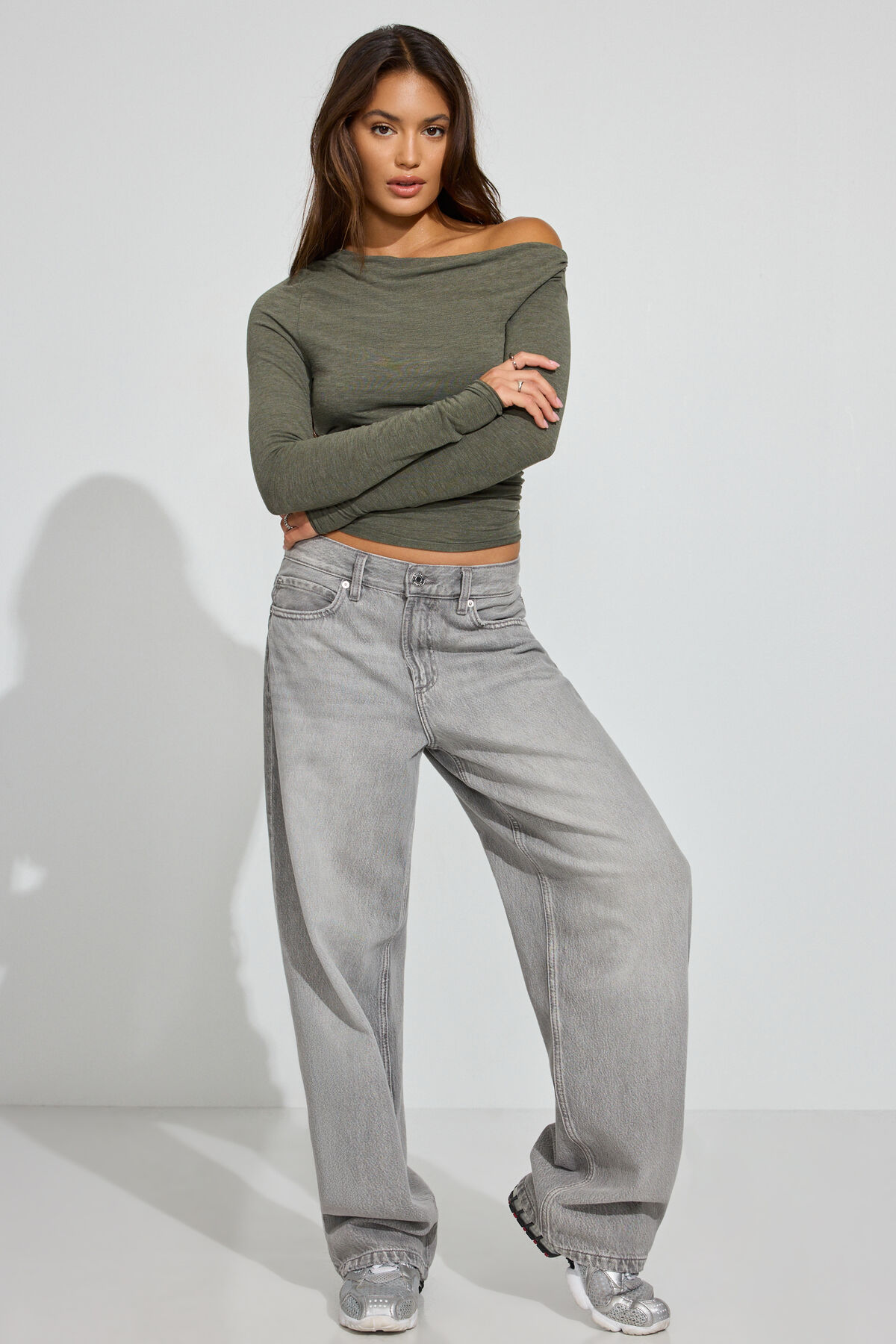 100100003_8CX_alt2_1920x2880