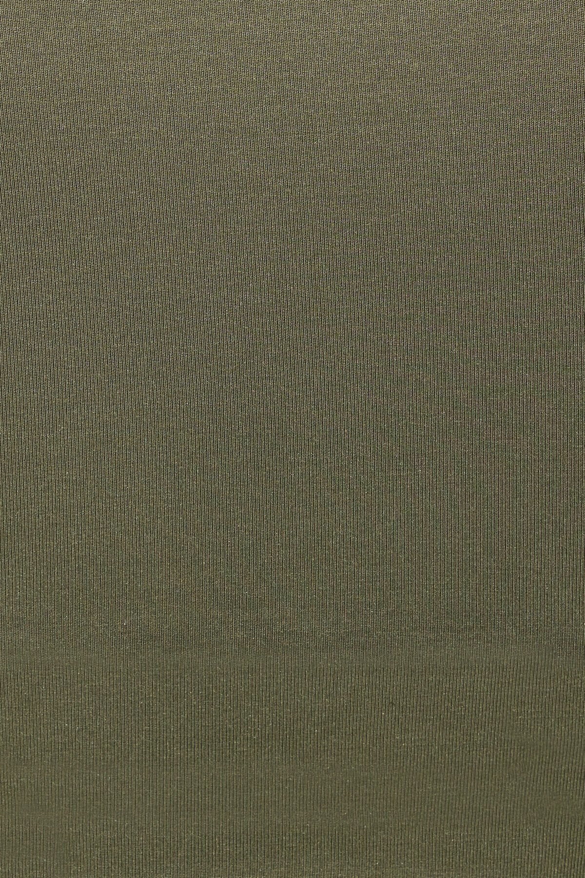 100100047_0HS_alt3_1920x2880-2