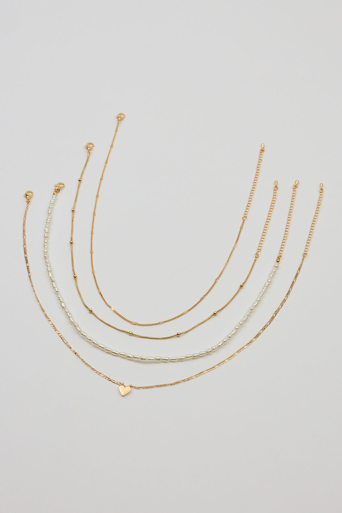 100102778_2DA_alt2_1920x2880