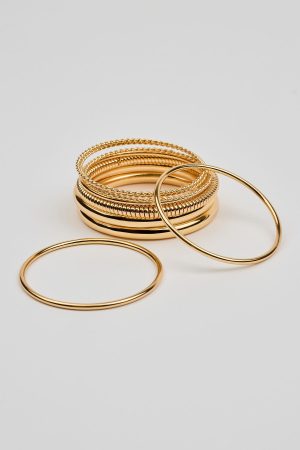 Set of 9 Twisted Bangles