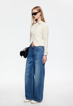 FORM JACKET – CREAM